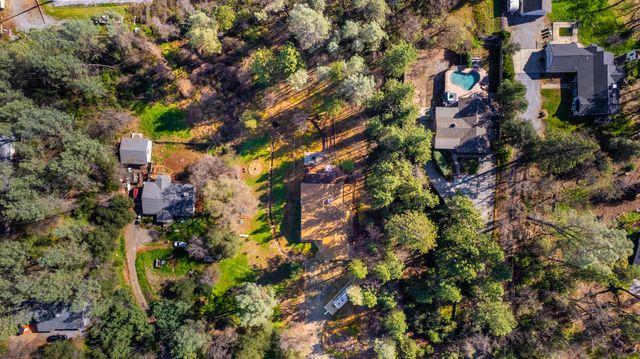 2147 Montana Avenue, Shasta Lake, CA 96019
