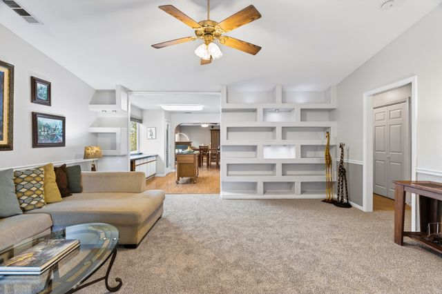 2147 Montana Avenue, Shasta Lake, CA 96019