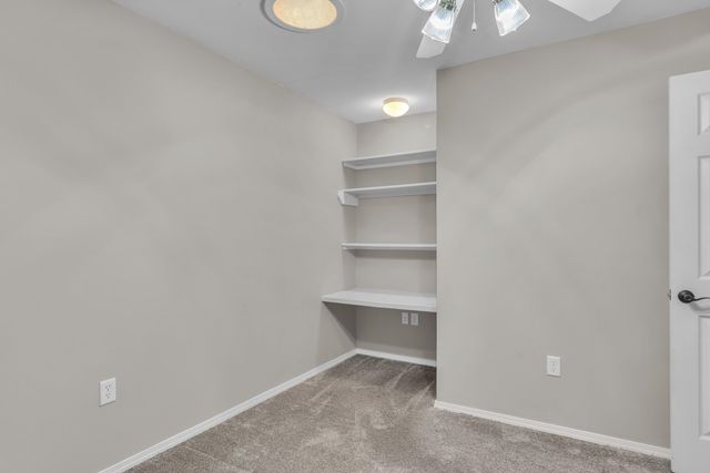 1807 FLAGSTONE DR, Longview, TX 75605