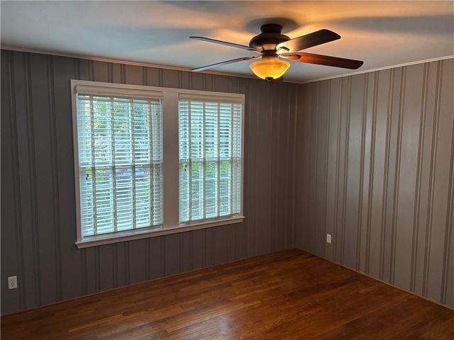 323 West Avenue, Cartersville, GA 30120