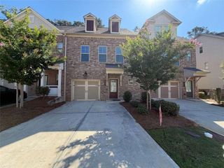 311 Mahone Drive 14, Lilburn, GA 30047