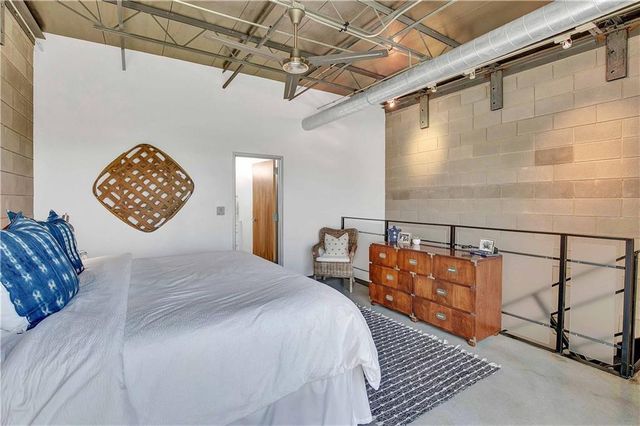 4801 S Congress Ave B2, Austin, TX 78745