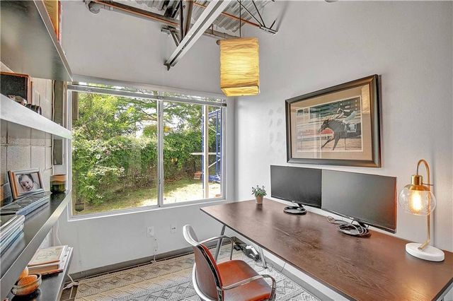 4801 S Congress Ave B2, Austin, TX 78745