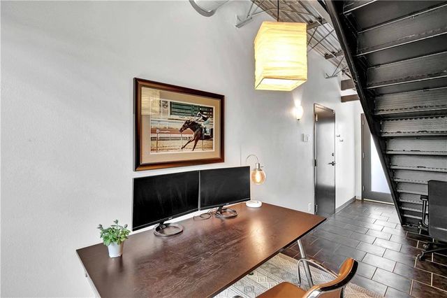 4801 S Congress Ave B2, Austin, TX 78745