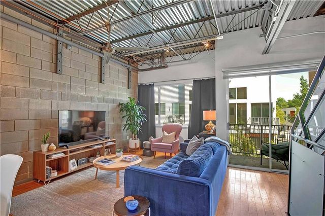 4801 S Congress Ave B2, Austin, TX 78745