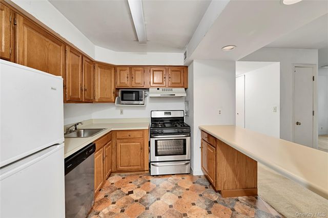 46 Union Street 2C, New Rochelle, NY 10805