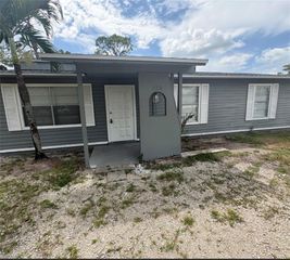 424 Valley DR, Lehigh Acres, FL 33936