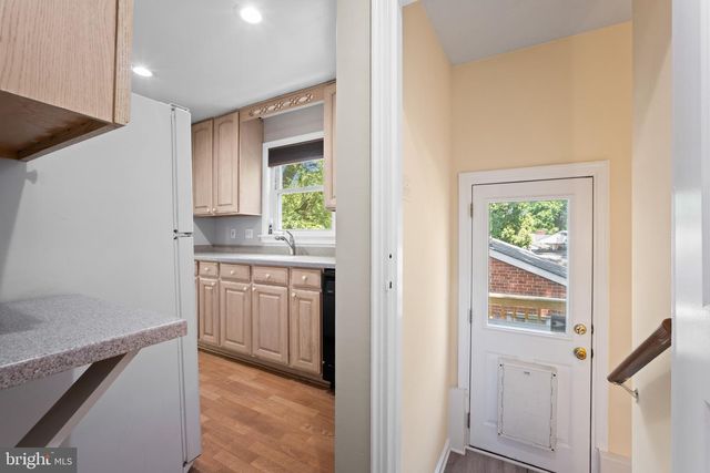 121 WHITMOOR TER, Silver Spring, MD 20901