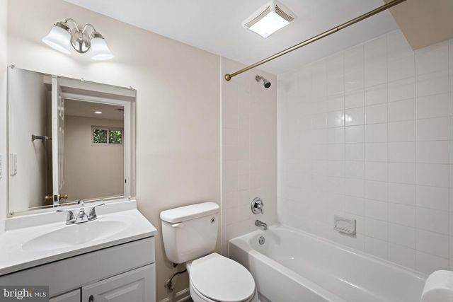 121 WHITMOOR TER, Silver Spring, MD 20901
