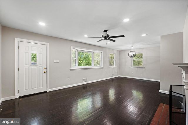 121 WHITMOOR TER, Silver Spring, MD 20901