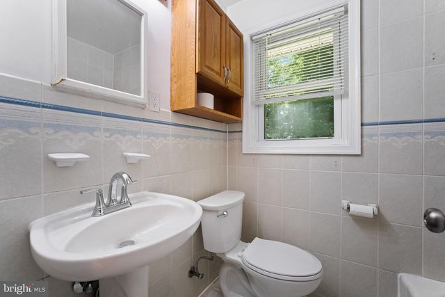 121 WHITMOOR TER, Silver Spring, MD 20901