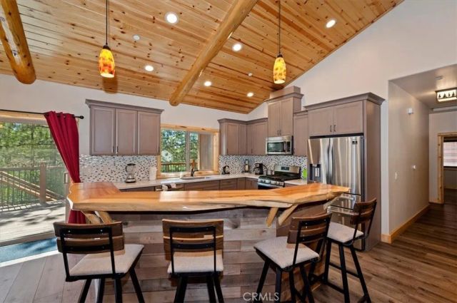 374 Northern Cross, Big Bear Lake, CA 92315
