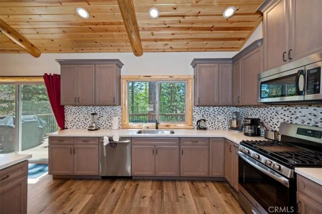 374 Northern Cross, Big Bear Lake, CA 92315
