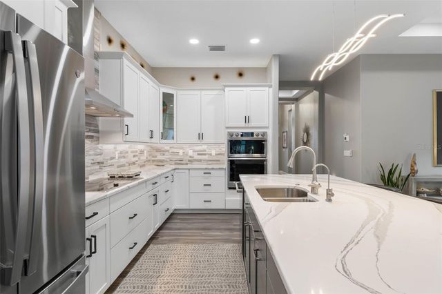 37 KINGFISHER LANE, Palm Coast, FL 32137