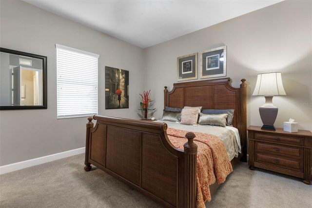 37 KINGFISHER LANE, Palm Coast, FL 32137