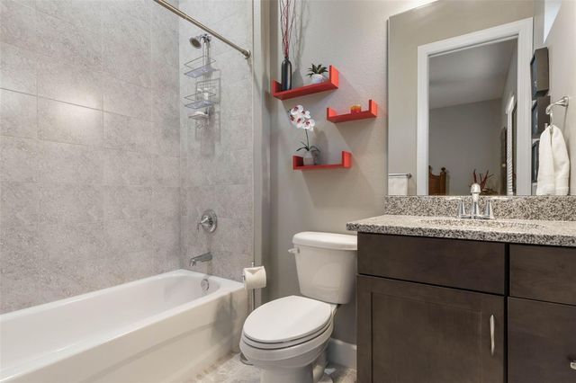 37 KINGFISHER LANE, Palm Coast, FL 32137