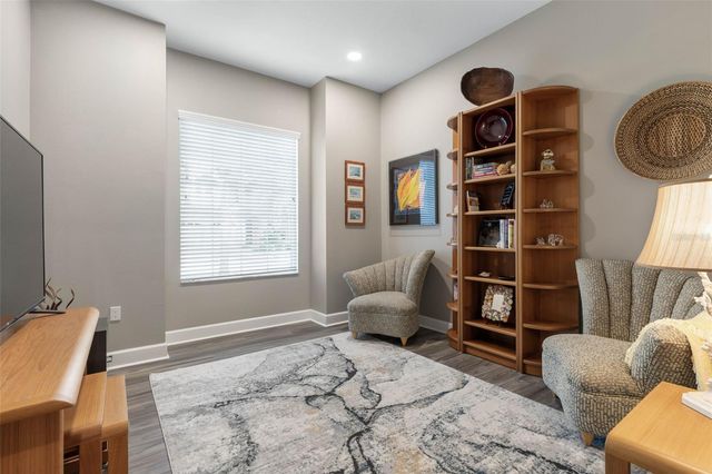 37 KINGFISHER LANE, Palm Coast, FL 32137