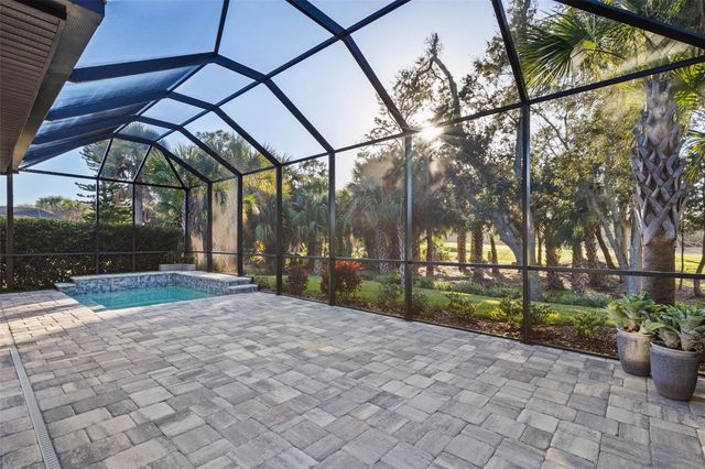 37 KINGFISHER LANE, Palm Coast, FL 32137