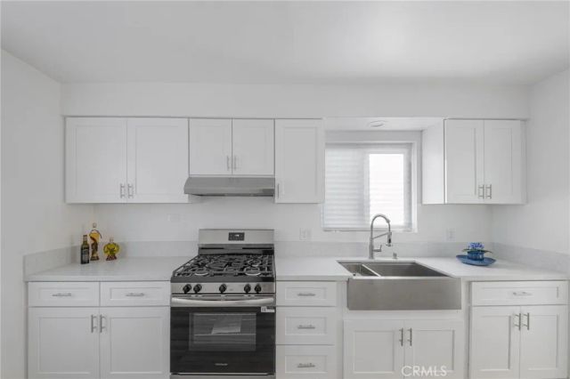 14909 Purche Avenue, Gardena, CA 90249