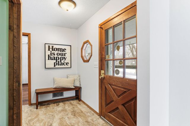 51 White Bear Avenue S, Saint Paul, MN 55106