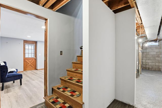 51 White Bear Avenue S, Saint Paul, MN 55106