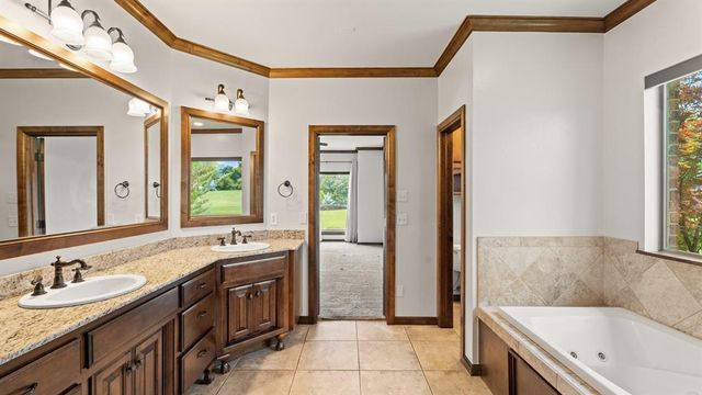 2209 Crestwood Drive, Jones, OK 73049