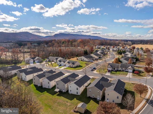 558 GREAT OAK CT, Woodstock, VA 22664