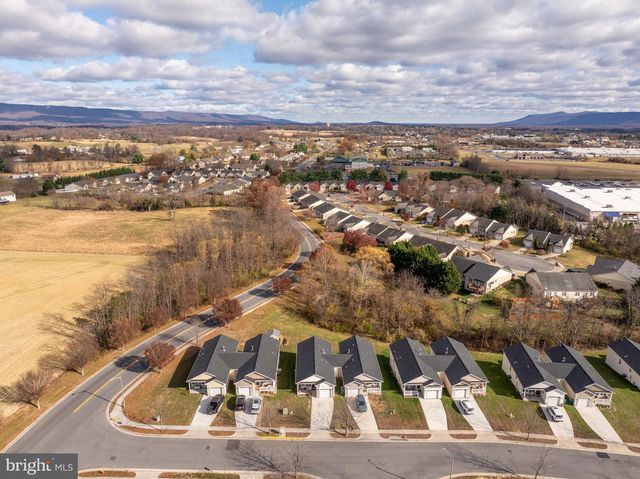 558 GREAT OAK CT, Woodstock, VA 22664