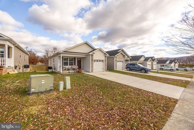 558 GREAT OAK CT, Woodstock, VA 22664