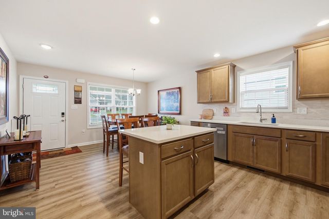 558 GREAT OAK CT, Woodstock, VA 22664