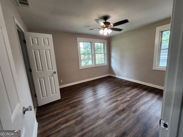 2035 Brewer Boulevard SW, Atlanta, GA 30310
