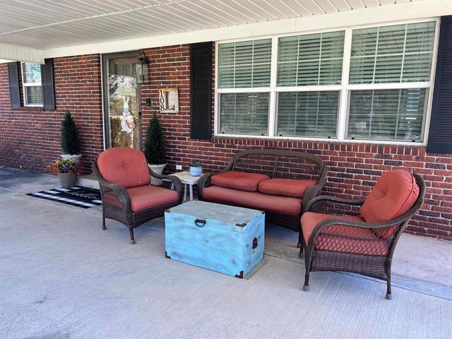 108 E Victory Street, Star City, AR 71667