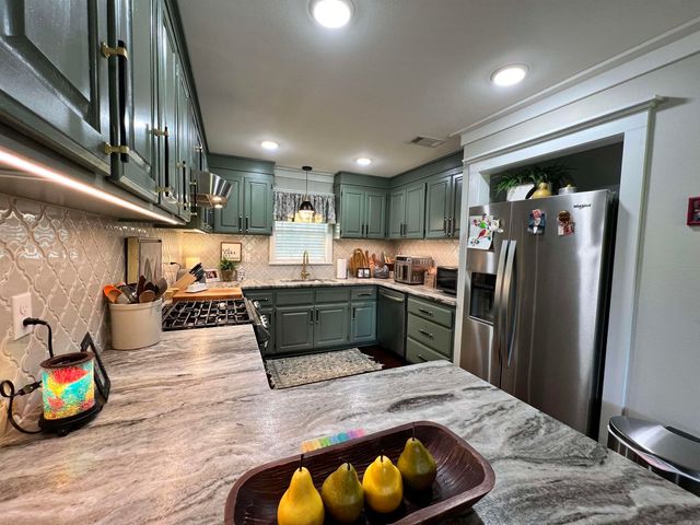 108 E Victory Street, Star City, AR 71667