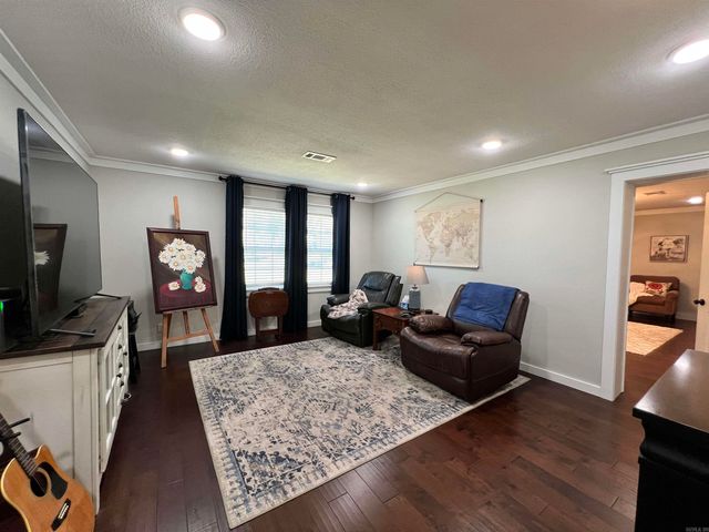 108 E Victory Street, Star City, AR 71667