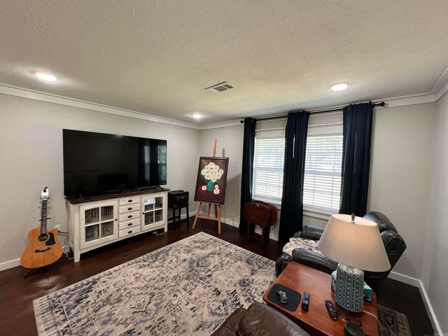 108 E Victory Street, Star City, AR 71667