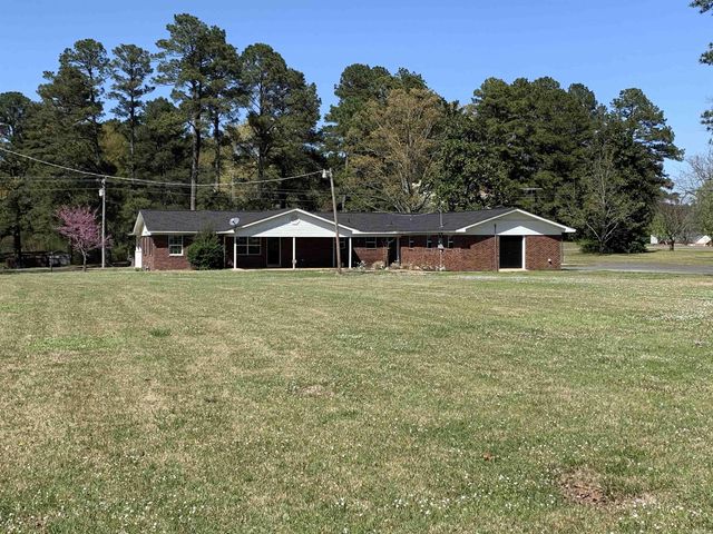 108 E Victory Street, Star City, AR 71667