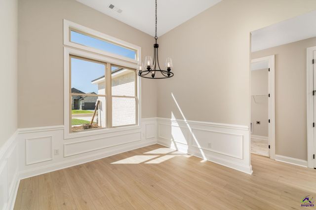 213 Farmland Circle, Perry, GA 31069
