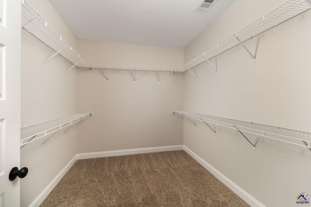 213 Farmland Circle, Perry, GA 31069