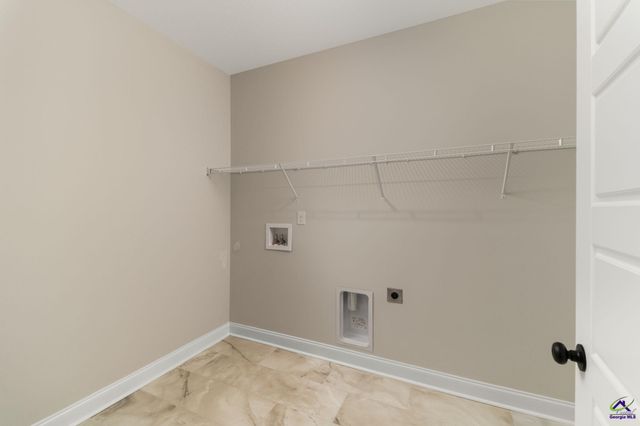 213 Farmland Circle, Perry, GA 31069