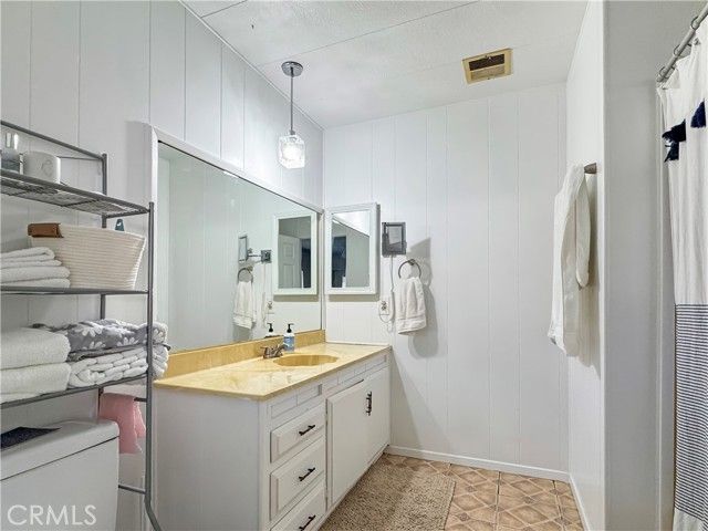 201 W Collins Avenue 24, Orange, CA 92867