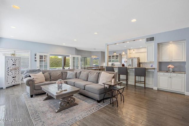 5947 Saint Laurent Drive, Agoura Hills, CA 91301