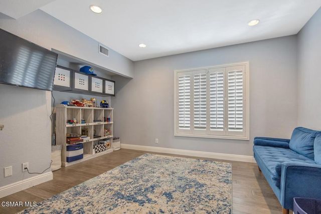 5947 Saint Laurent Drive, Agoura Hills, CA 91301