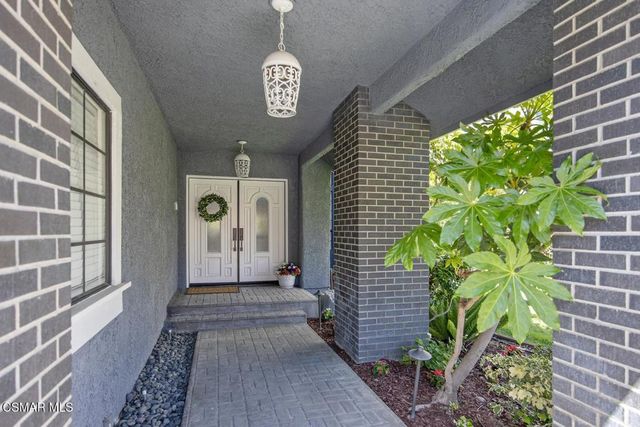 5947 Saint Laurent Drive, Agoura Hills, CA 91301