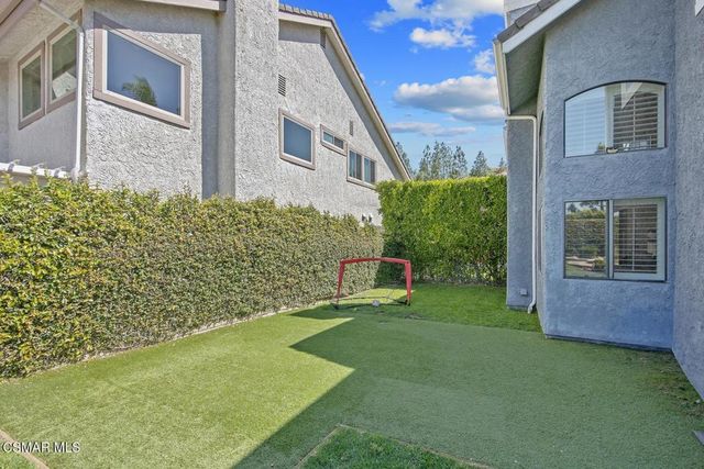 5947 Saint Laurent Drive, Agoura Hills, CA 91301