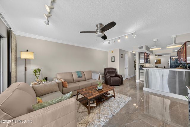 5375 ORTEGA FARMS Boulevard 102, Jacksonville, FL 32210