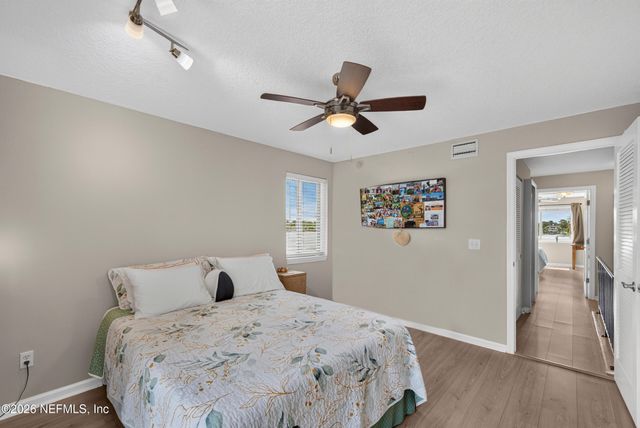 5375 ORTEGA FARMS Boulevard 102, Jacksonville, FL 32210
