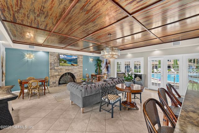 5375 ORTEGA FARMS Boulevard 102, Jacksonville, FL 32210