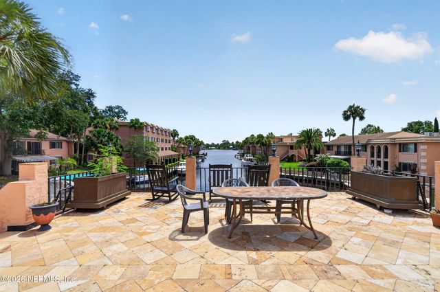 5375 ORTEGA FARMS Boulevard 102, Jacksonville, FL 32210