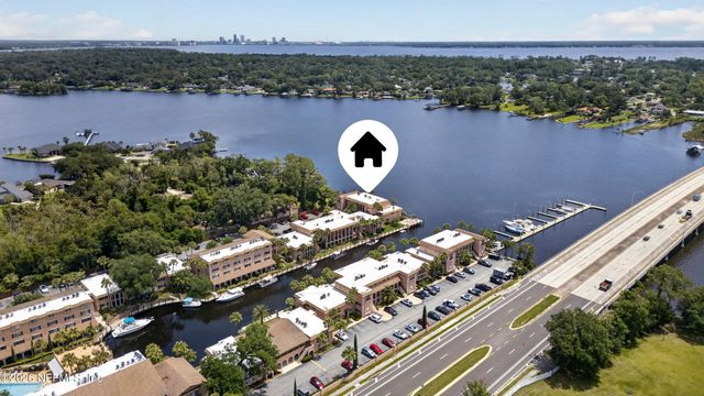5375 ORTEGA FARMS Boulevard 102, Jacksonville, FL 32210