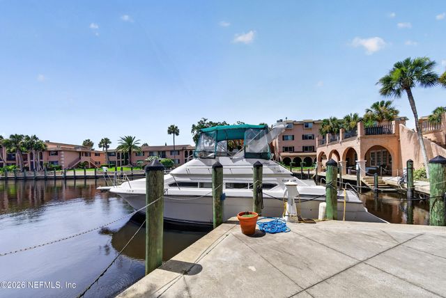 5375 ORTEGA FARMS Boulevard 102, Jacksonville, FL 32210